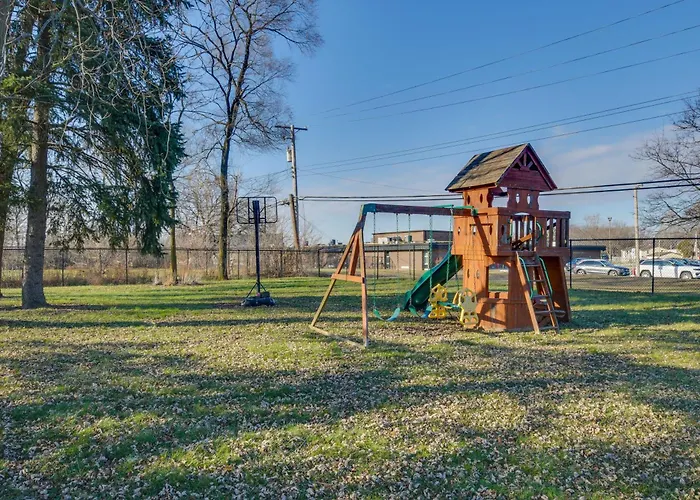 Ferienhaus Home: Walk To Rec Center!